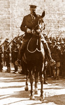 General Allenby in 1917 at Jaffa Gate in Jerusalem