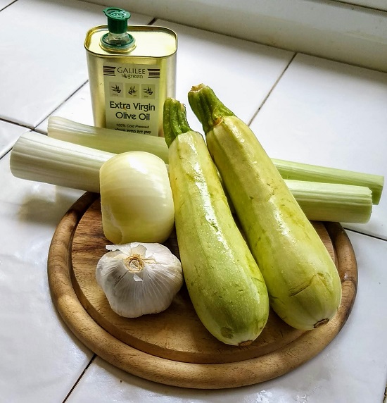 Zuchinni Leeks Garlic Onions