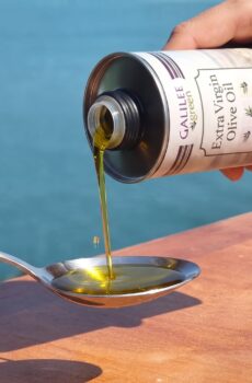 spoon of oil